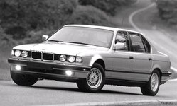 1992 BMW 7 Series 750iL Sedan 4D