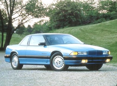 Regal Gran Sport Coupe 2D image