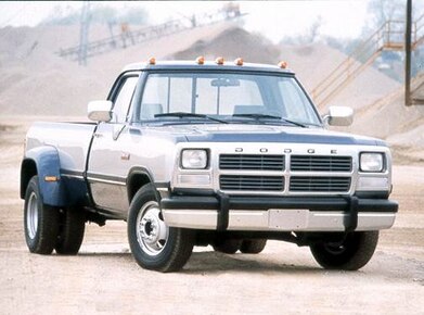 1992 Dodge D250 Regular Cab Pricing, Reviews & Ratings | Kelley Blue Book