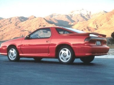 Daytona IROC Hatchback 2D image