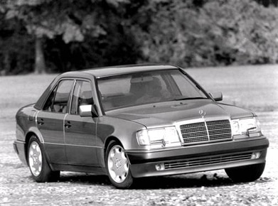 500 E Sedan 4D image