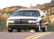 1992 Oldsmobile Custom Cruiser Lifestyle: 2