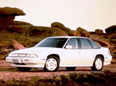 Pontiac Grand Prix STE Sedan 4D