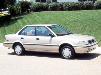 Corolla LE Sedan 4D image