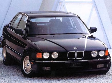 1993 BMW 7 Series Specs & Feature Comparisons | Kelley Blue Book