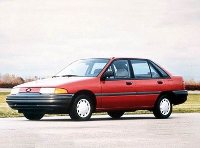 Escort LX Hatchback 4D image