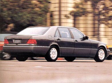 600 SEL Sedan 4D image
