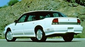 1993 Oldsmobile Cutlass Supreme Lifestyle: 2