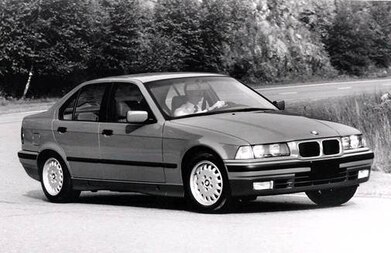 BMW 3 Series 325i Sedan 4D