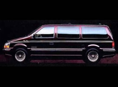 Town & Country Minivan image