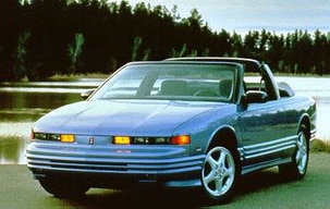 used 1994 oldsmobile cutlass supreme convertible coupe 2d prices kelley blue book used 1994 oldsmobile cutlass supreme