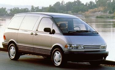 Previa LE Minivan image
