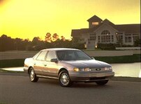 1995 Ford Taurus GL Sedan 4D