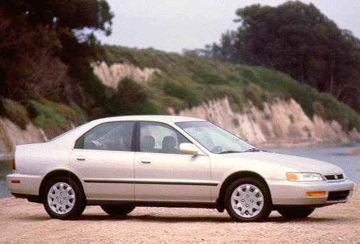 Used 1996 Honda Accord DX sedan for Sale in Kenosha WI 53147 CarBox
