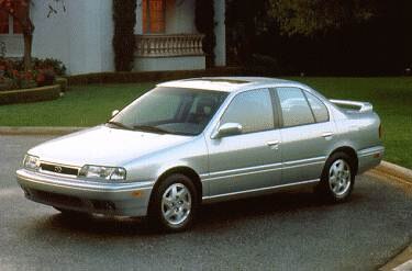 G20 Sedan 4D image