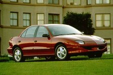 1995 Pontiac Sunfire SE Sedan 4D