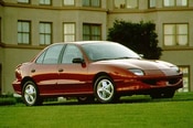 1995 Pontiac Sunfire Lifestyle: 2