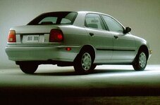 1995 Suzuki Esteem GL Sedan 4D