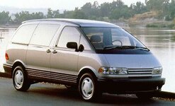 1995 Toyota Previa LE Minivan 3D