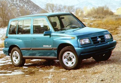 Tracker LSi Sport Utility 4D image