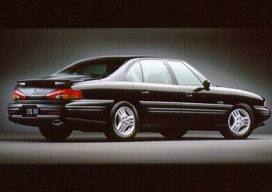 Bonneville SSEi Sedan 4D image