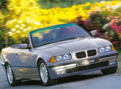 BMW 3 Series 328i Convertible 2D