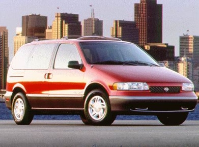 Quest GXE Minivan image