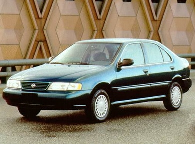 Sentra Sedan 4D image