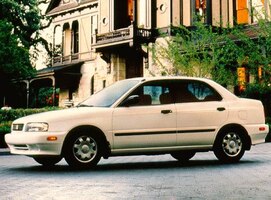 1997 Suzuki Esteem