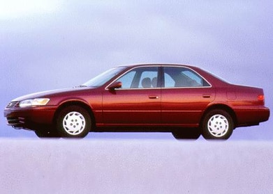 Camry CE Sedan 4D image