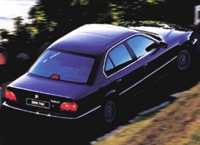 7 Series 740i Sedan 4D image