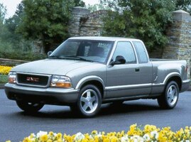 1998 GMC Sonoma Club Coupe Cab