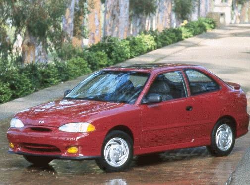 1998 Hyundai Accent Values & Cars for Sale | Kelley Blue Book