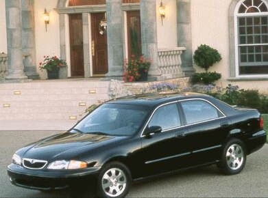 626 ES Sedan 4D image