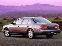1998 Nissan Maxima GXE Sedan 4D