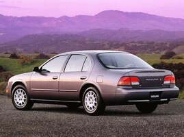 1998 Nissan Maxima