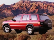 1998 Nissan Pathfinder Lifestyle: 2