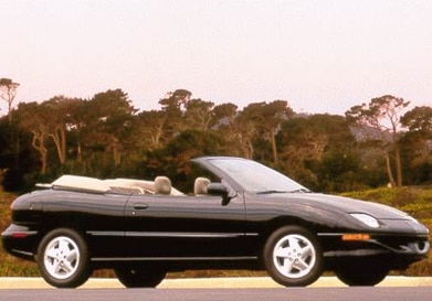 Pontiac Sunfire SE Convertible 2D