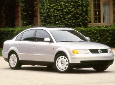 Passat GLS Sedan 4D image