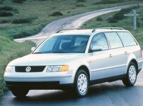 1998 Volkswagen Passat GLS Wagon 4D