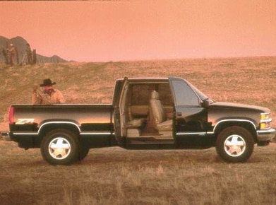 1500 Extended Cab Short Bed image