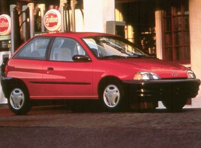 1999 Chevrolet Metro Prices, Reviews & Pictures | Kelley Blue Book