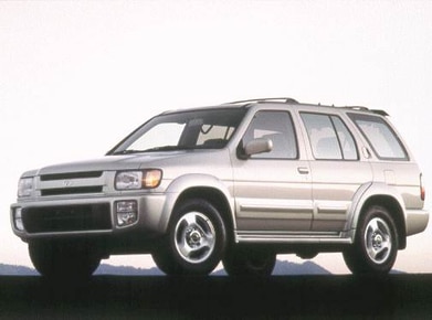 QX4 Sport Utility 4D image
