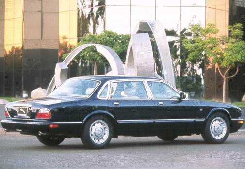 1999 Jaguar XJ XJ8 Vanden Plas Sedan 4D Price, Listings & Reviews