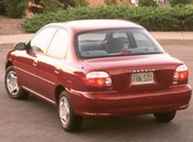 1999 Kia Sephia Lifestyle: 2