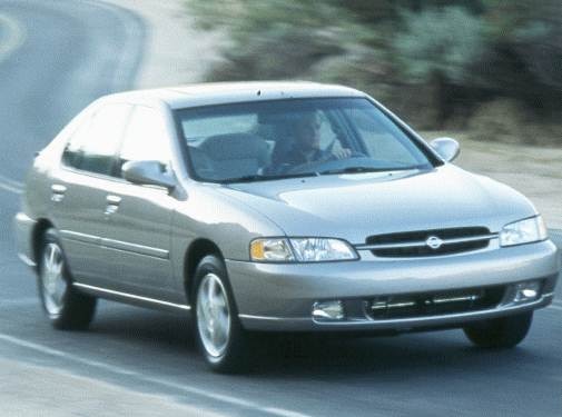 1999 Nissan Altima Exterior: 0