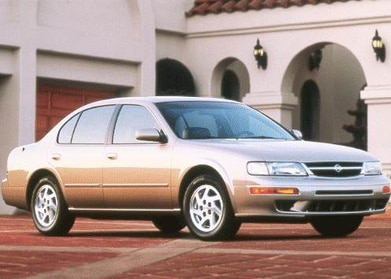 Maxima GLE Sedan 4D image