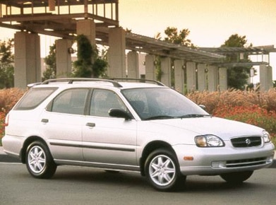 Suzuki Esteem