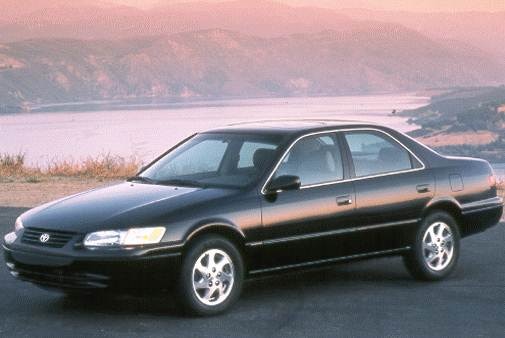 1999 Toyota Camry Exterior: 0