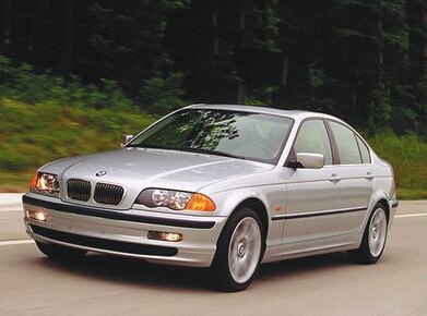 BMW 3 Series 328i Sedan 4D